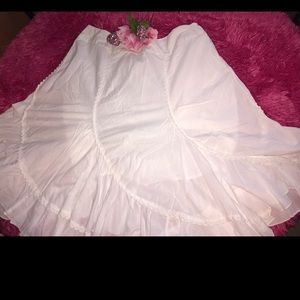 💖🤍Womens’s Long Skirt🤍💖